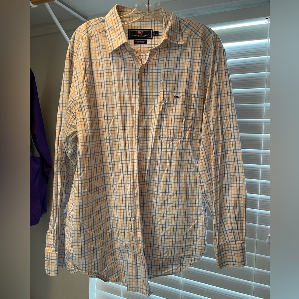 Vineyard Vines Mens button down shirt